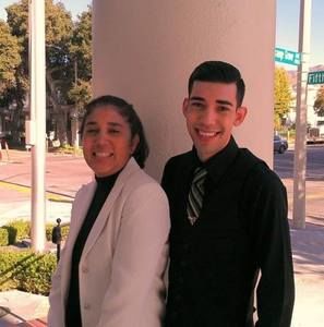 Meet your Posher, Maria elena